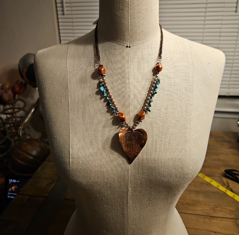 Retired COLDWATER CREEK Necklace